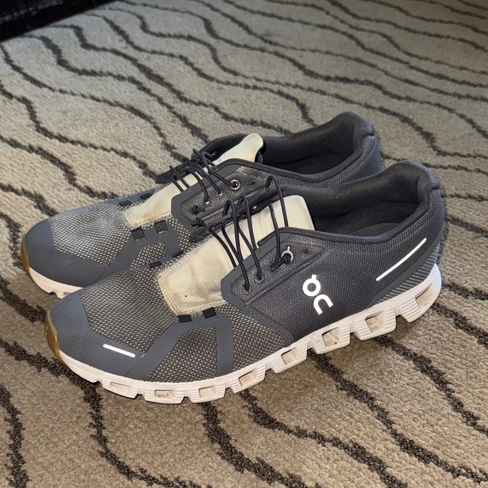 On Running Men's Black and White Athletic Shoes